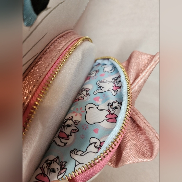Loungefly The Aristocats Sassy Marie Cosplay Mini Backpack & Wallet NWT - Picture 6 of 9